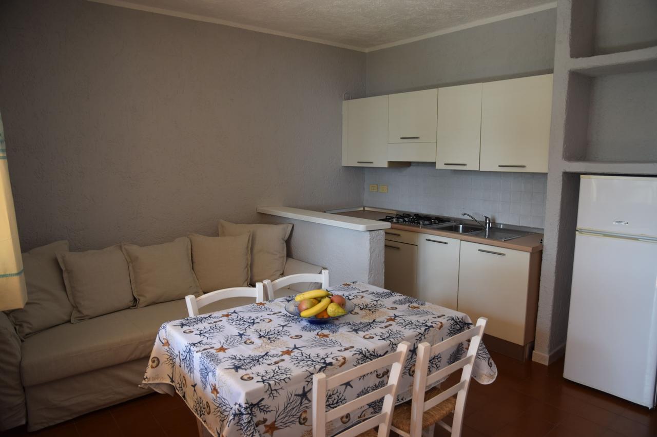 Residence Frontemare Санта Тереза Галура Екстериор снимка
