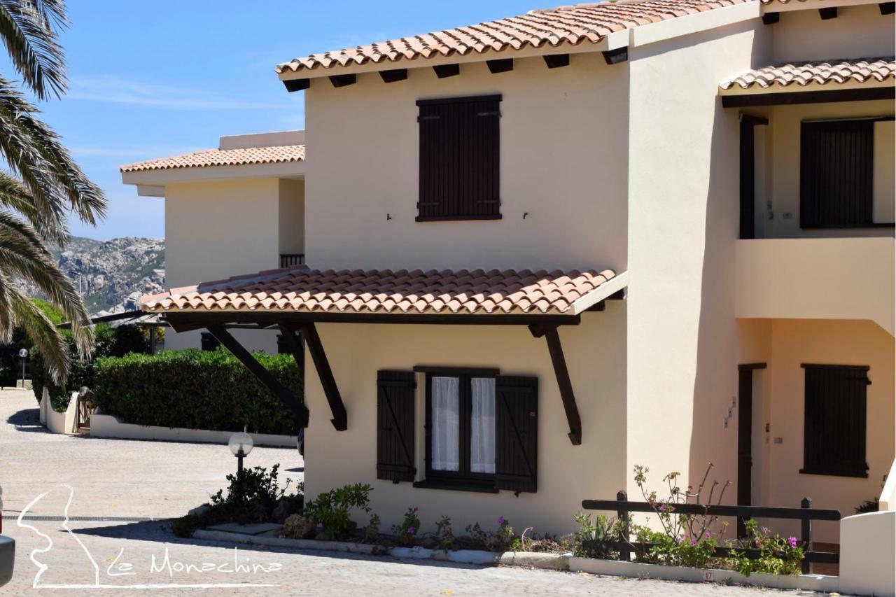 Residence Frontemare Санта Тереза Галура Екстериор снимка